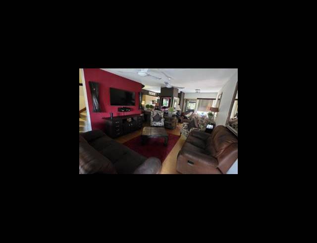 2 BEDROOM TOWNHOUSE SOLD IN ANNLIN
